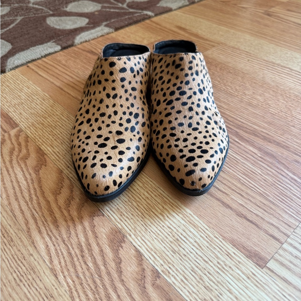 Crown Vintage Tan and Black Leopard Flats